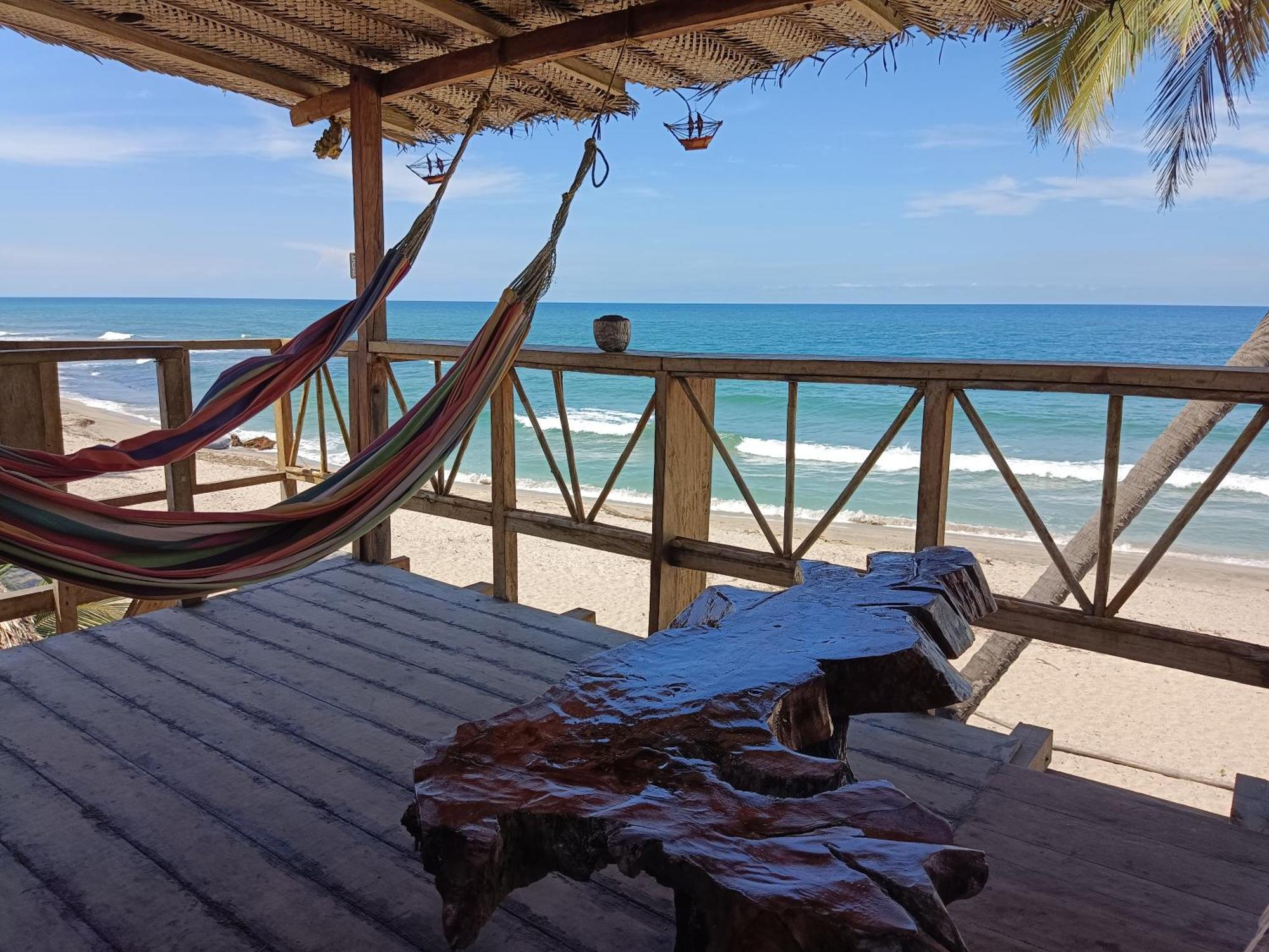 Bob Marley Beach Guachaca 外观 照片